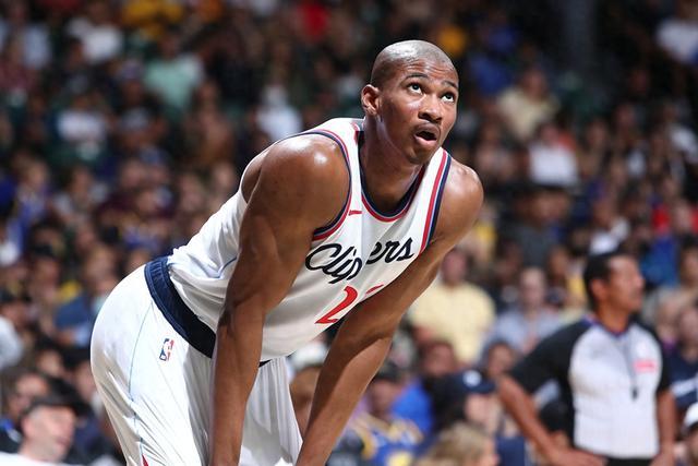 库里缺阵维金斯24分施罗德17+9 勇士力克灰熊