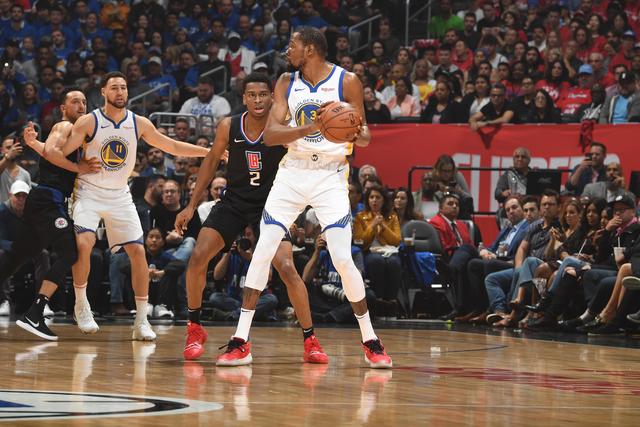 杰曼29分翟晓川18分12板 福建力克北京止3连败