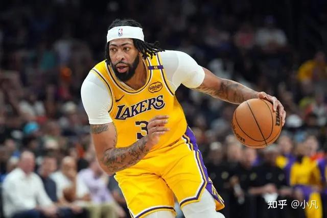 相当炸裂！44岁的小罗就要当爷爷了！